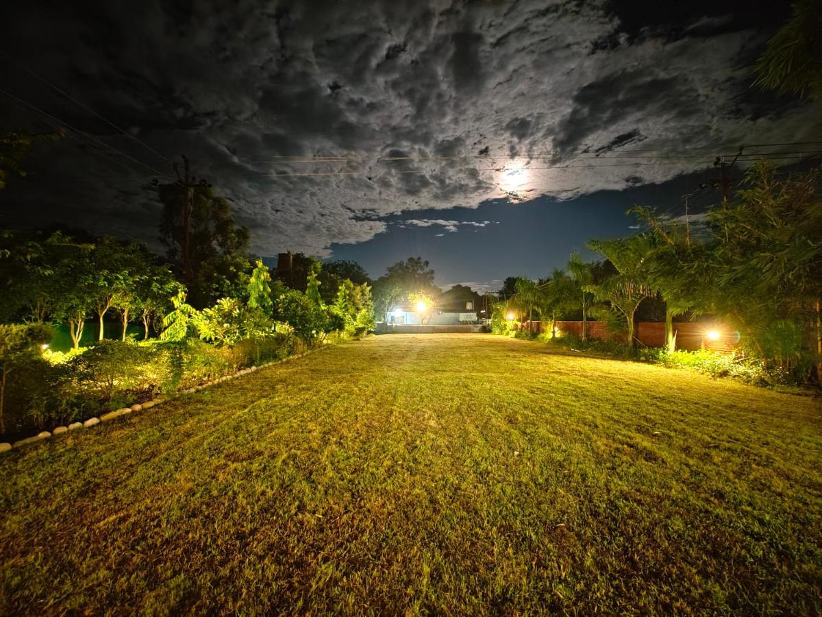 Wanderlust Corbett Resort Garjia Ngoại thất bức ảnh